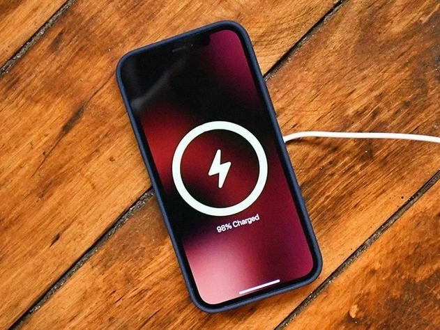 民丰苹果手机维修分享iPhone 12可以随便充电吗 